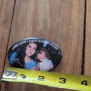 Oval Photo Button with Text